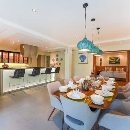 5 Bedroom Family Villa with Jacuzzi