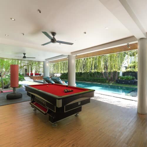 5 Bedroom Family Villa with Jacuzzi