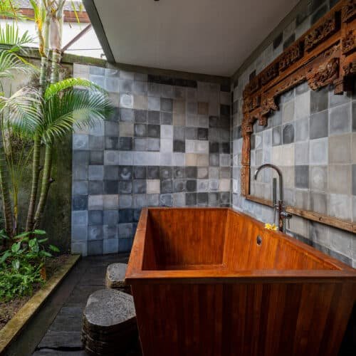 4 Bedroom Luxury Berawa Beach